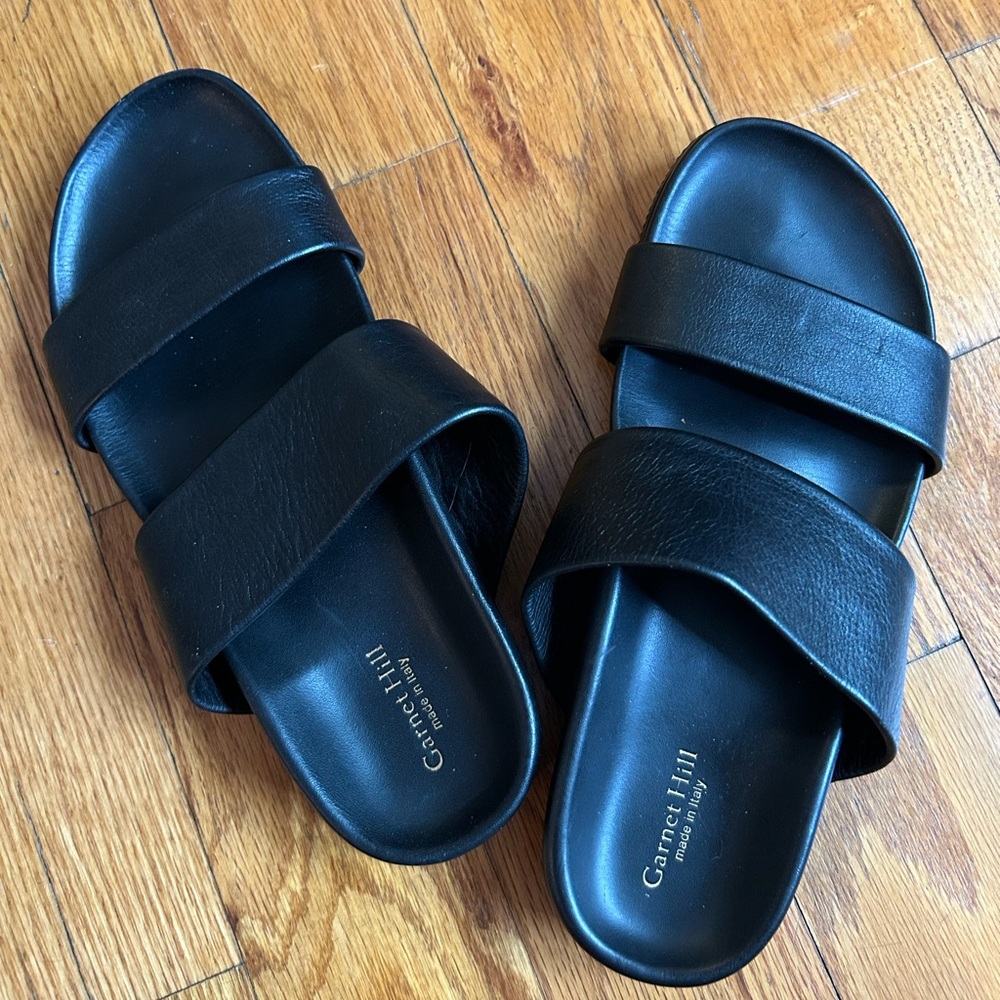 Garnet hill made in Italy leather sandal size 8